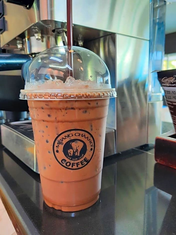 Maneerote Hotel Surin