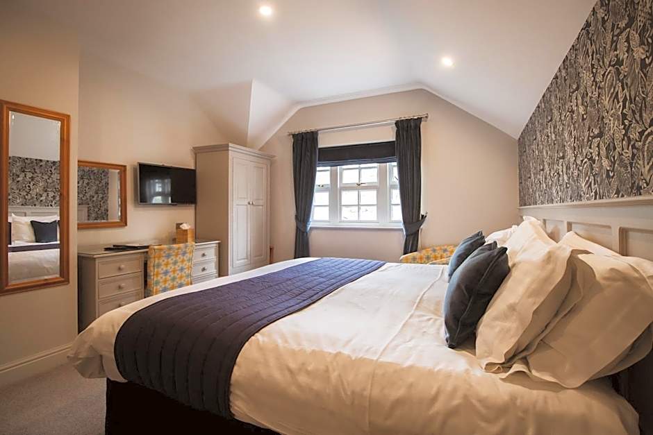 Briery Wood Hotel
