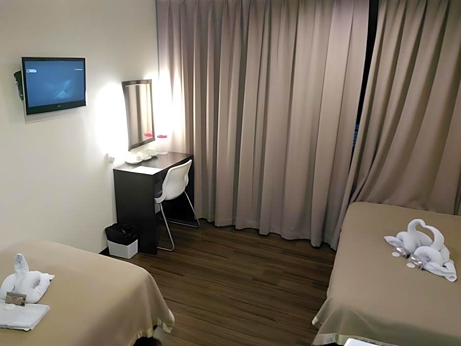 So Hotel