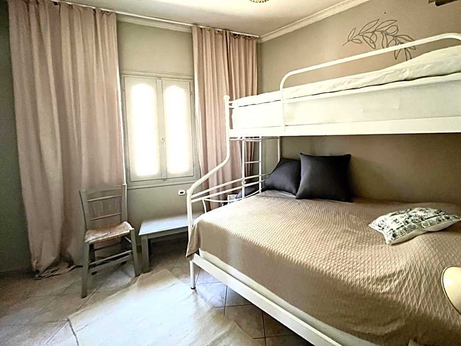 Pantheon Apartments & Studios