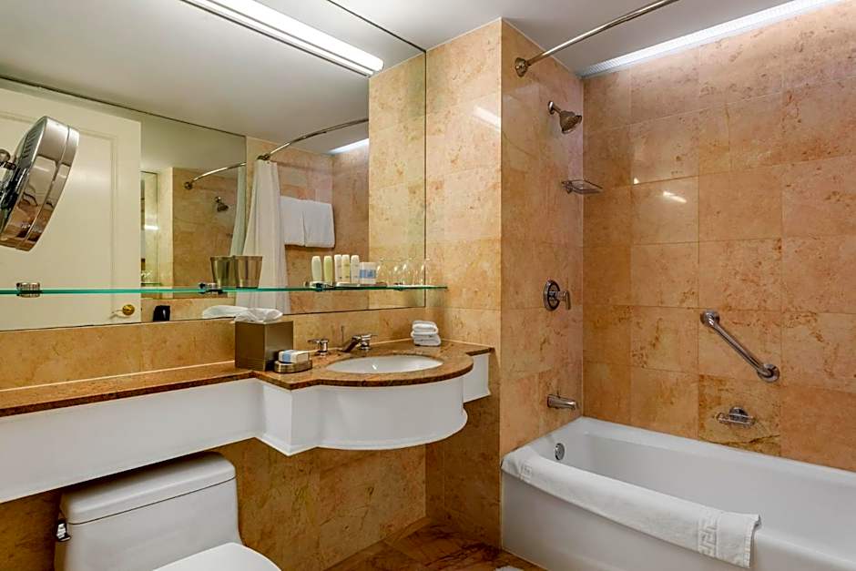 Omni Berkshire Place