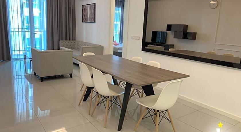 The Shore Hotel & Residences By La VISTA