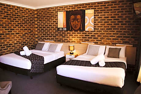 Queen Room with Two Queen Beds