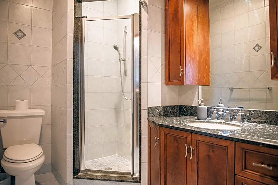 JstLikeHome - Luxury Mansion & Guesthouse