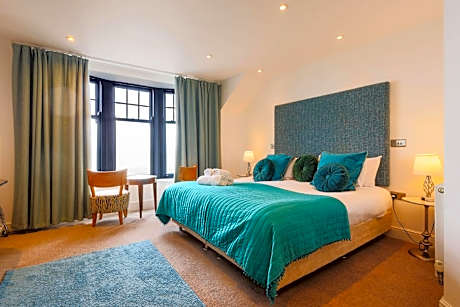 Penarth Blue Escape Studio