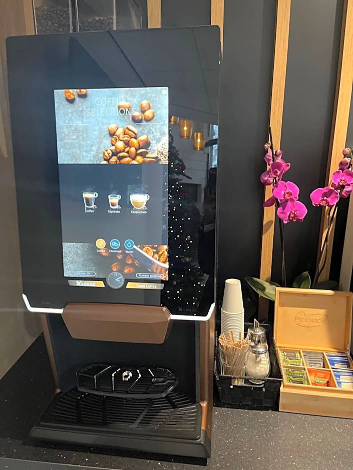 OZO Hotels Antares Airport