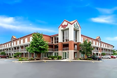 HomeTowne Studios Auburn Hills