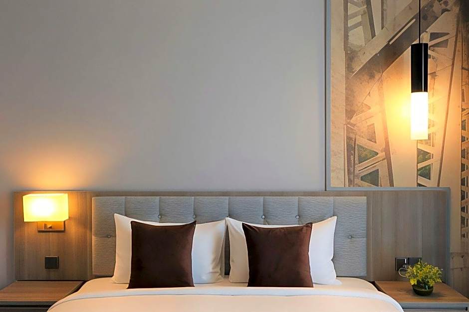 Hock Lee Hotel & Residences