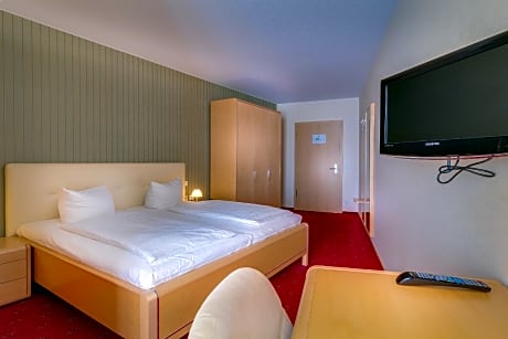 Annex Triple Room