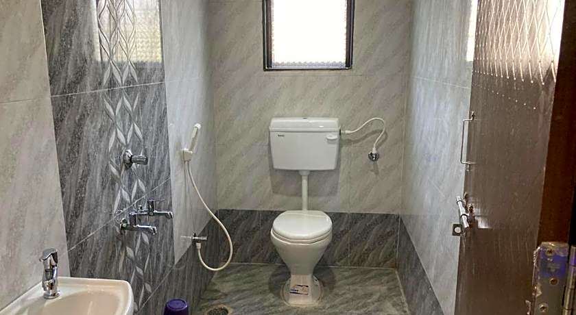 Hotel Sai Viraj Palace 