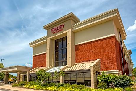 Drury Inn & Suites St. Louis Fairview Heights