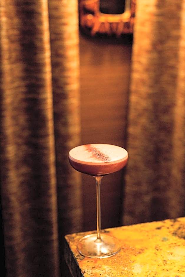 Brach Madrid - Evok Collection