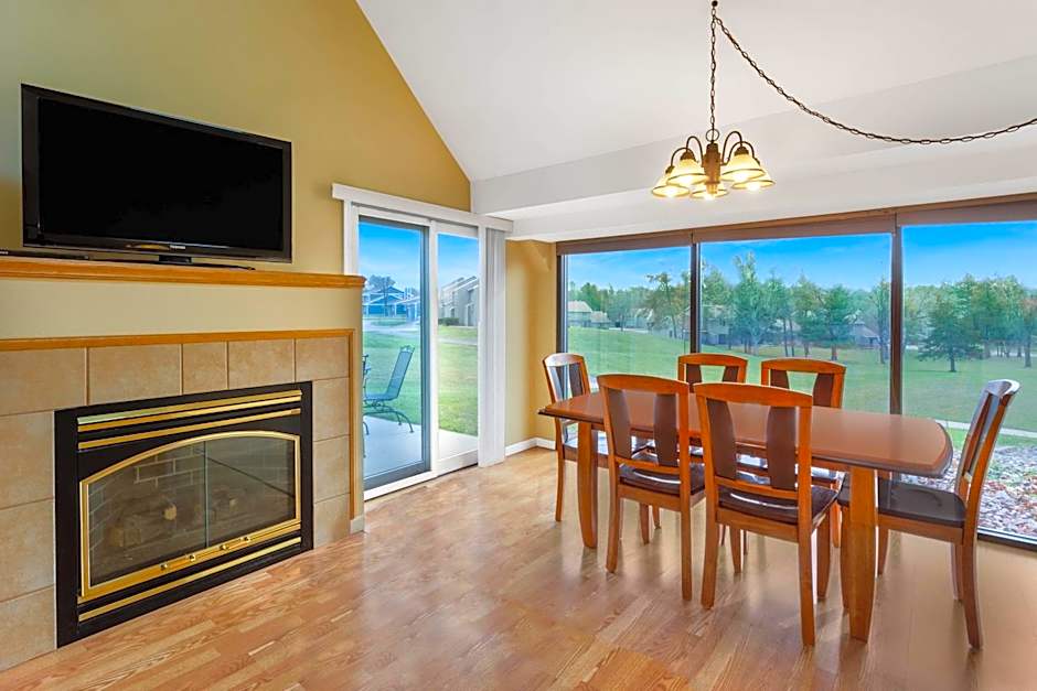 Tamarack Wisconsin Dells, a Ramada by Wyndham