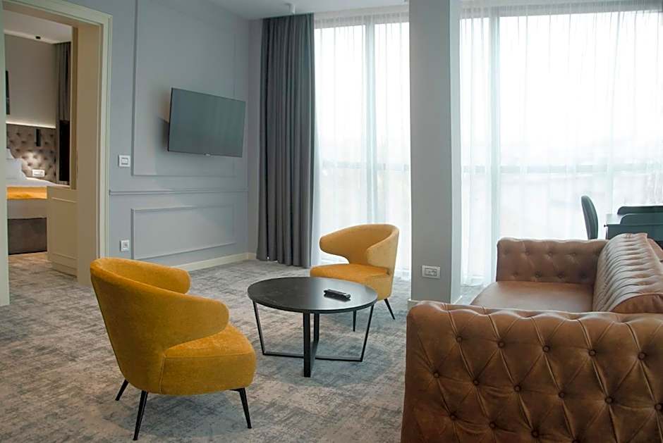 H41 Luxury Suites
