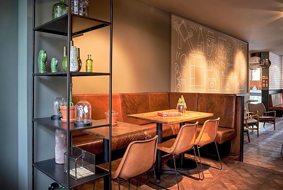 Max Brown Hotel Museum Square