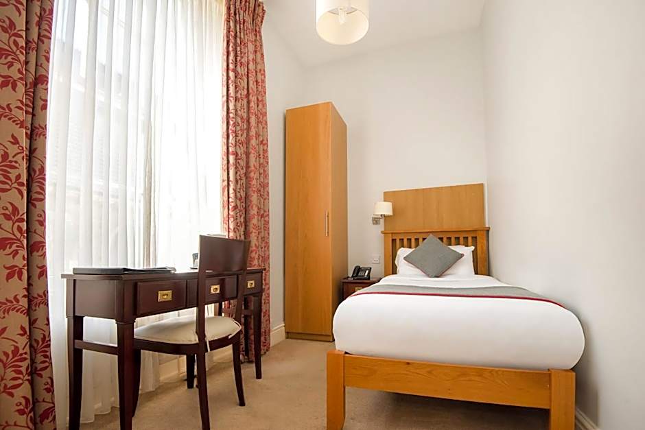 OYO Flagship The Regency