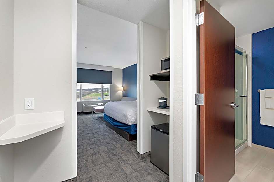 Holiday Inn Express Kansas City North Parkville By IHG