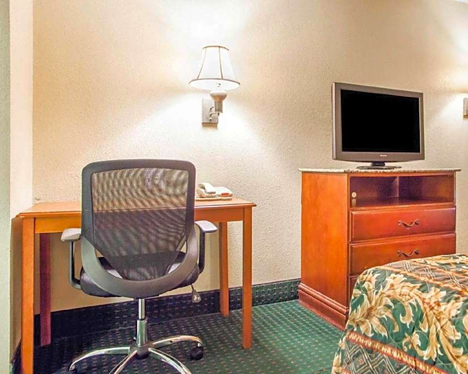 Rodeway Inn Mount Laurel Hwy 73