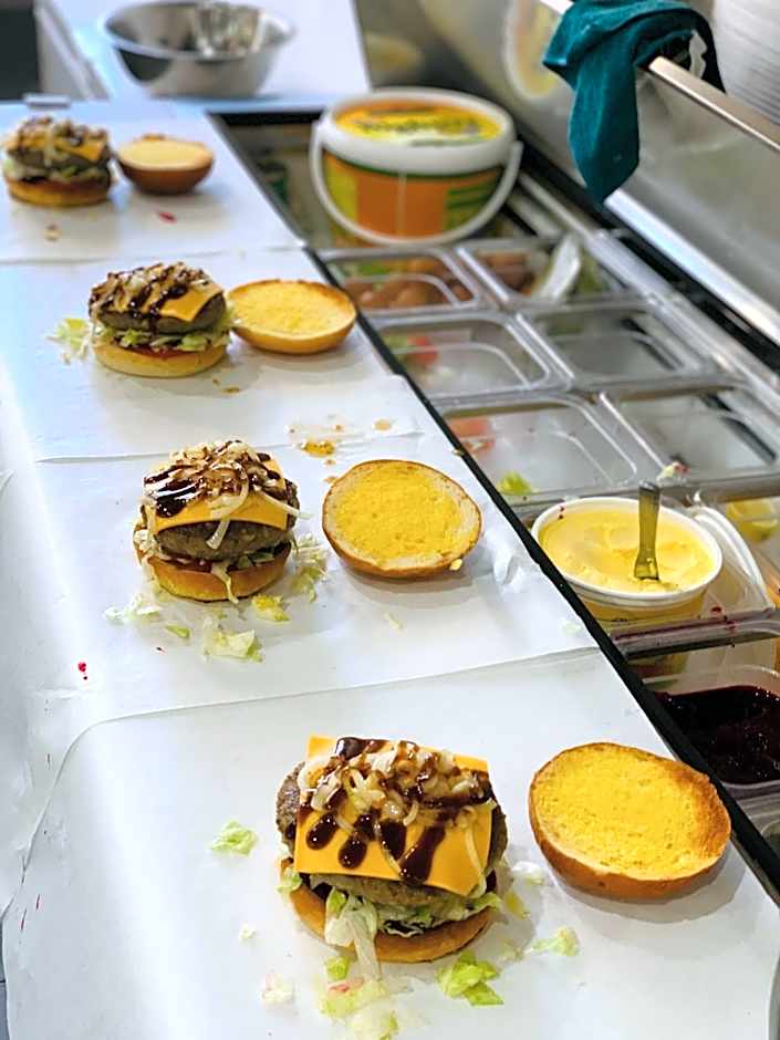 ALPINE COUNTRY MOTEL plus FREE COFFEE