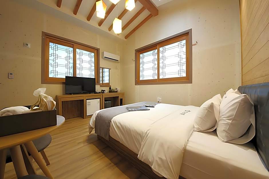 Hanok Hotel Kung