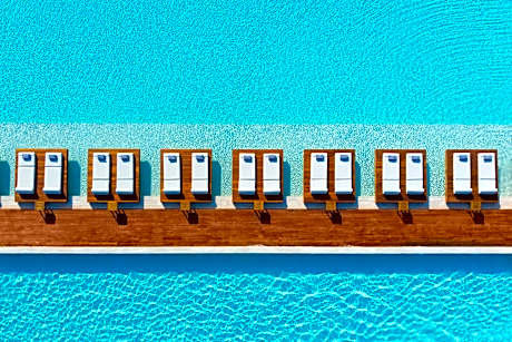 Gennadi Grand Resort