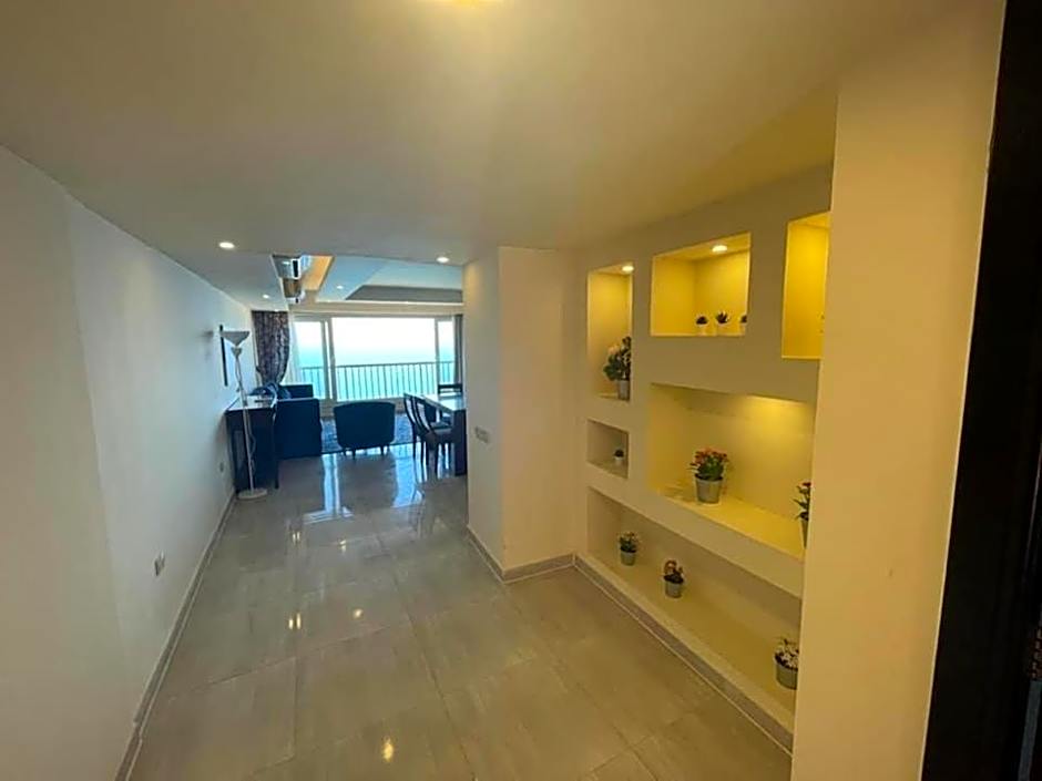 Amazing sea view Penthouse Apartment in Pyramids Porto El-Sokhna