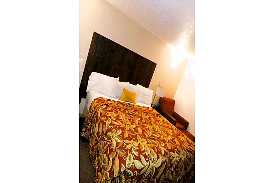 HomeTown Inn By OYO Lakin, KS