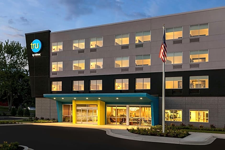Tru by Hilton Martinsburg