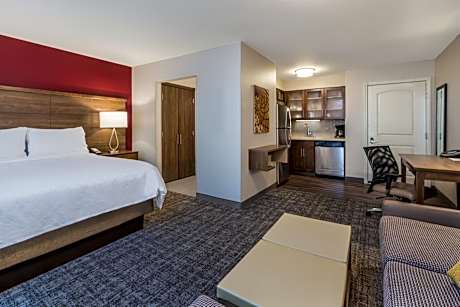 Queen Studio Suite - Communications Accessible