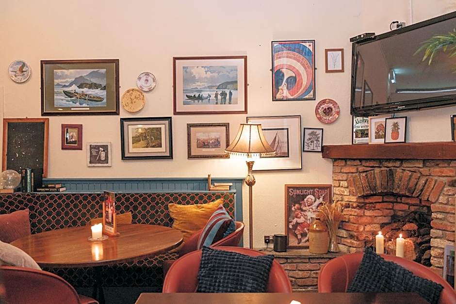 Alcock & Brown Hotel