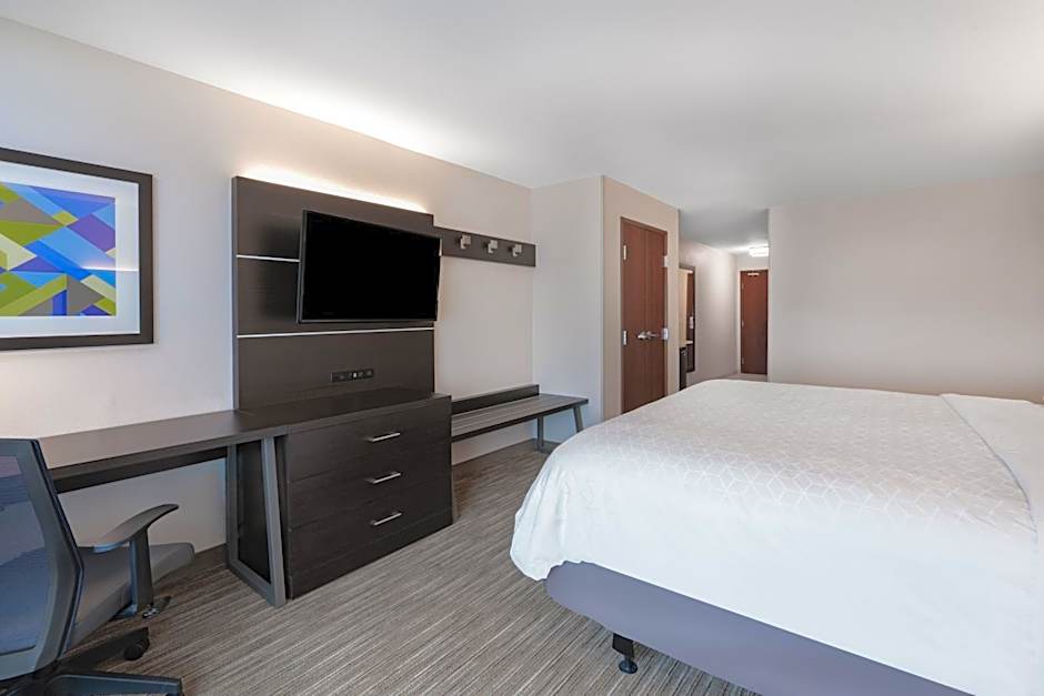 Holiday Inn Express & Suites Trinidad By IHG