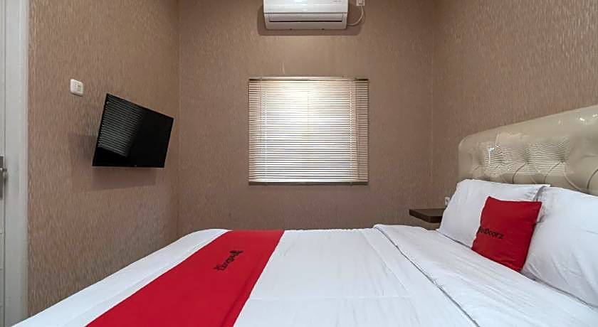 RedDoorz @ Jalan Srikandi Pekanbaru