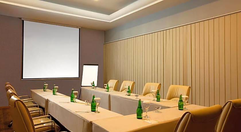 Wyndham Panbil Batam