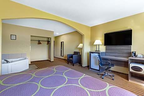 King Studio Suite - Non-Smoking