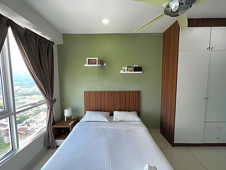 Merlene Suites at Mansion One (Formerly Known as Mansion One Suites)