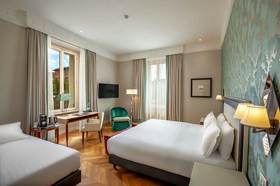 Photo 1 of 5 of Junior Suite