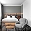 Moxy Duesseldorf City