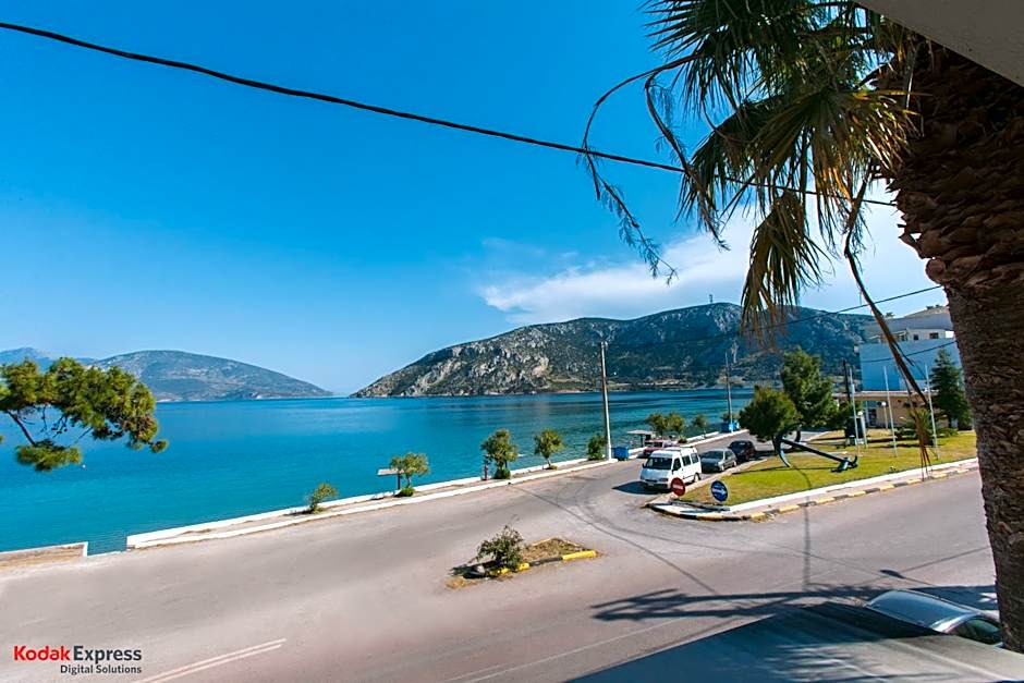 Antikyra Beach Hotel