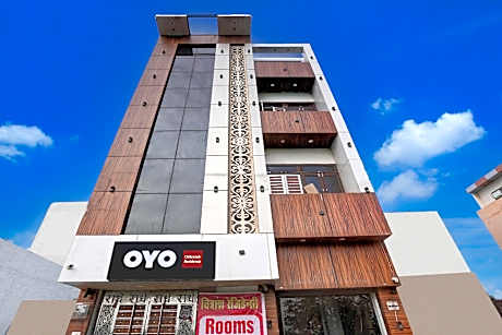 Hotel O Chitransh Residency