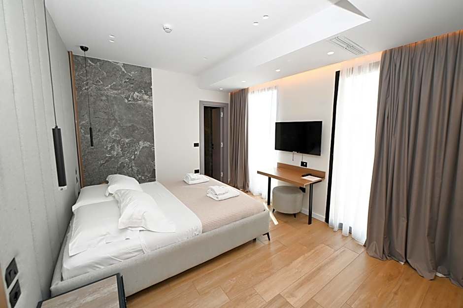 Photo 1 of 8 of Deluxe, Sea View
