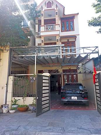 Homestay- nằm tại mặt đường lớn