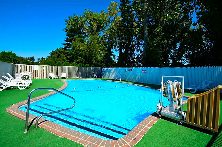 Motel 6-Chicopee, MA - Springfield