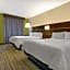Holiday Inn Express & Suites - Lenexa - Overland Park Area By IHG