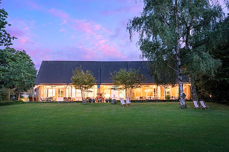 Flussbett Hotel