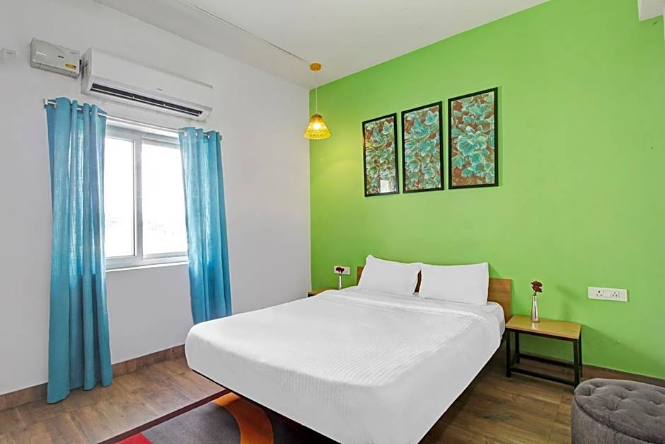 Shining Suites By OYO – Hyderabad, IA