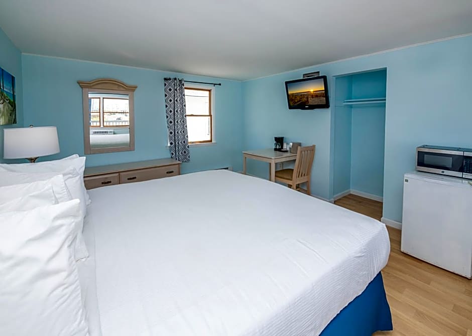 Drifting Sands Oceanfront Hotel