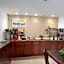Park Avenue Inn & Suites