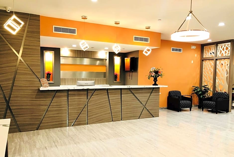 Baymont Inn & Suites Houston Hobby Airport