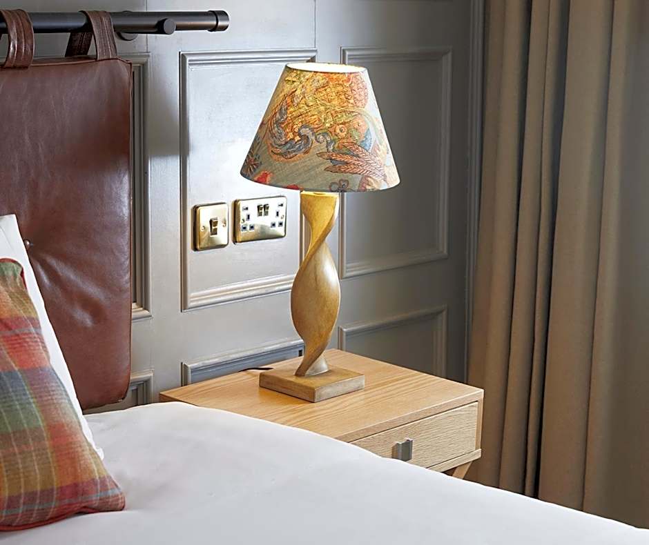 Castle Hotel by Chef & Brewer Collection