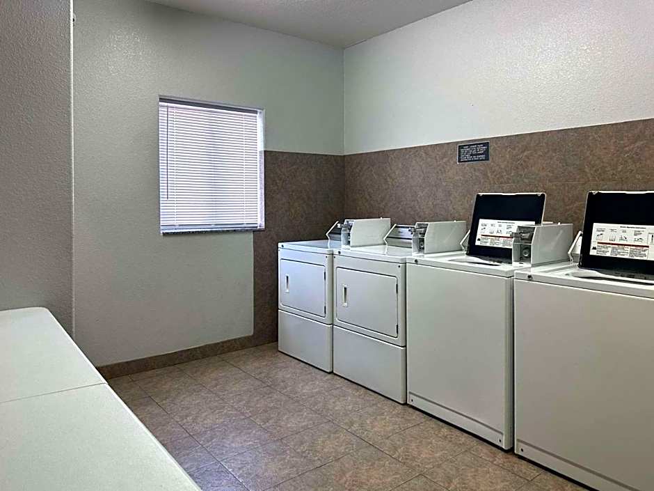 Motel 6-Mission, TX